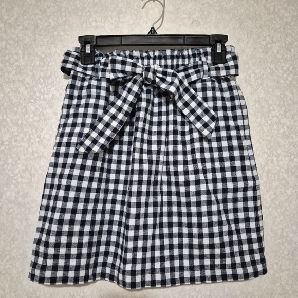 J. Crew Dresses & Skirts - J. Crew Navy Blue and White Mini Lenght A-Line Skirt..SIZE:XXS